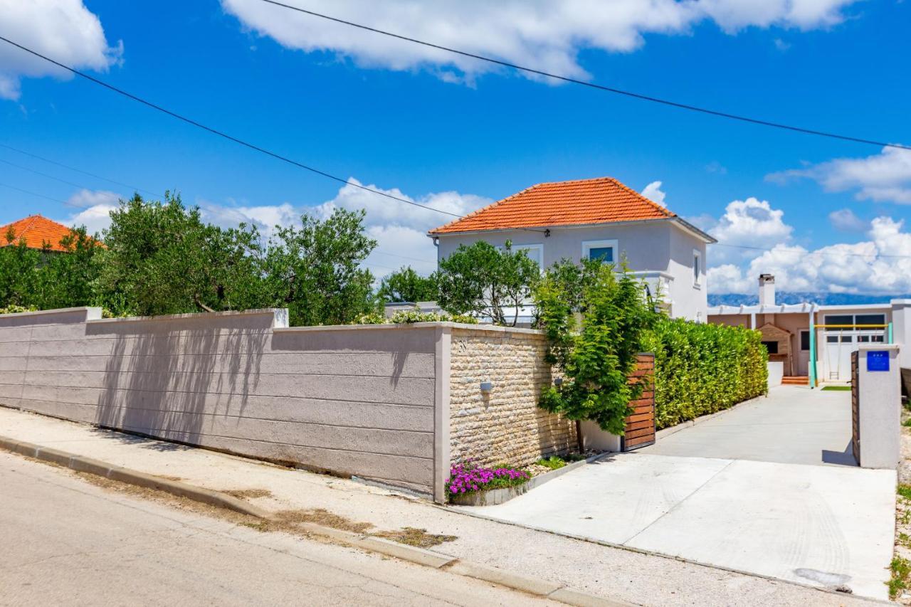 Kristina Holiday Home With Private Swimmingpool Visocane Екстериор снимка