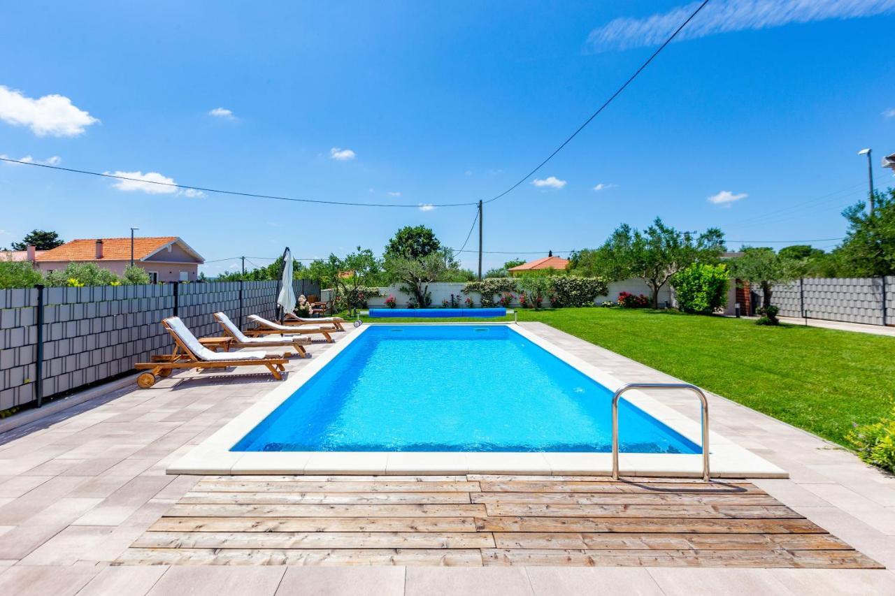 Kristina Holiday Home With Private Swimmingpool Visocane Екстериор снимка
